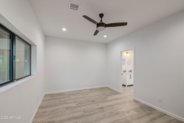 13451 N 50TH Street, Scottsdale, AZ 85254