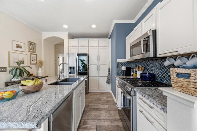 3456 Kauai Rd, West Sacramento, CA 95691