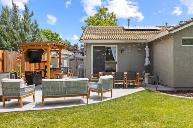 3456 Kauai Rd, West Sacramento, CA 95691