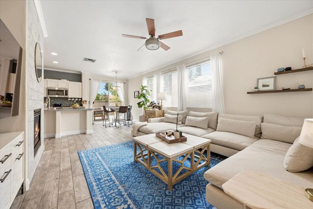 3456 Kauai Rd, West Sacramento, CA 95691