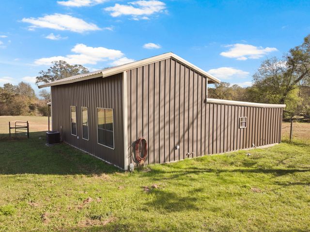 785 County Road 4840, Mt Pleasant, TX 75455