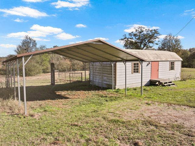 785 County Road 4840, Mt Pleasant, TX 75455