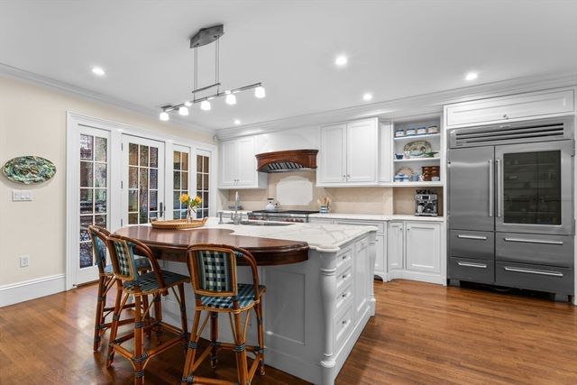 15 West Cedar Street, Boston, MA 02108