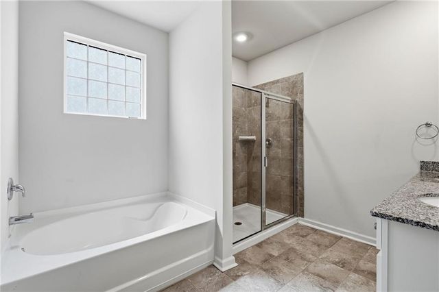 4410 Montberry Ln, Fairburn, GA 30213