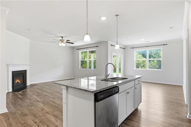 4410 Montberry Ln, Fairburn, GA 30213
