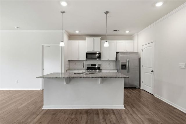 4410 Montberry Ln, Fairburn, GA 30213