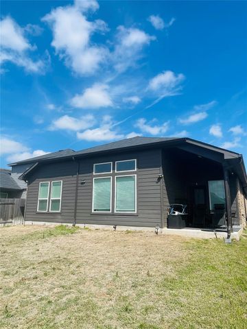 232 Short Leaf DR, Buda, TX 78610