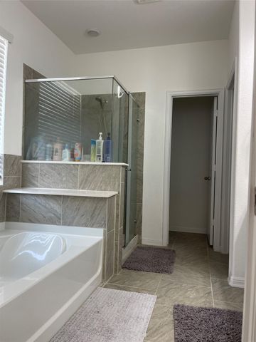 232 Short Leaf DR, Buda, TX 78610