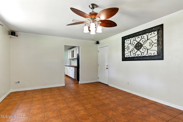 1526 Oldfield Drive, Gautier, MS 39553
