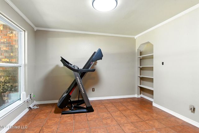 1526 Oldfield Drive, Gautier, MS 39553