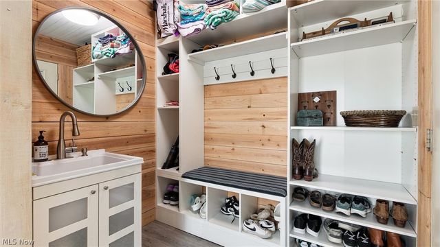 5135 Tiffany Drive, Zanesville, OH 43701