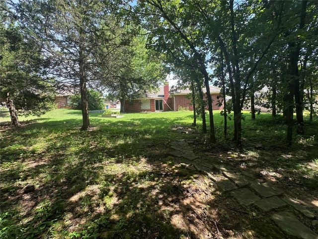 12424 Sussex Road, Midwest City, OK 73130