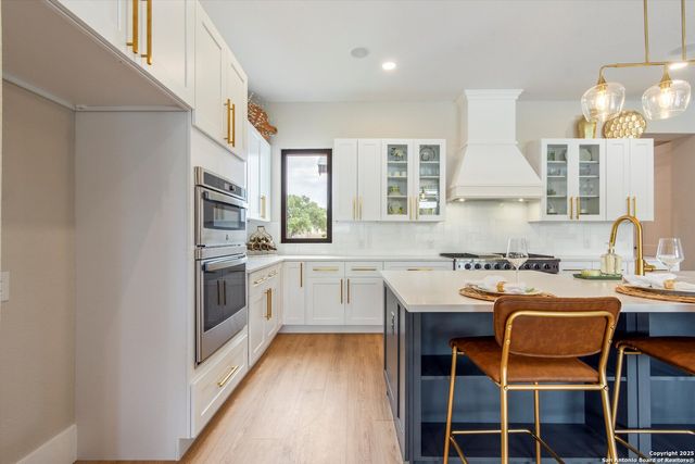956 Petite Verdot, New Braunfels, TX 78132