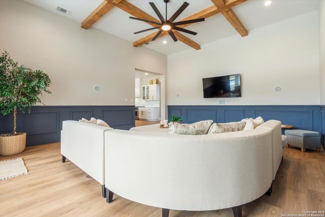 956 Petite Verdot, New Braunfels, TX 78132