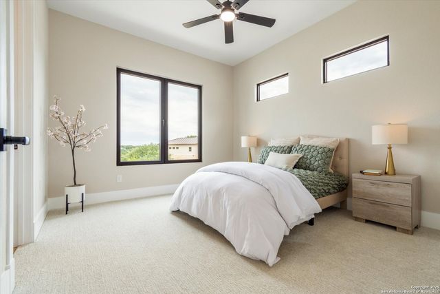 956 Petite Verdot, New Braunfels, TX 78132