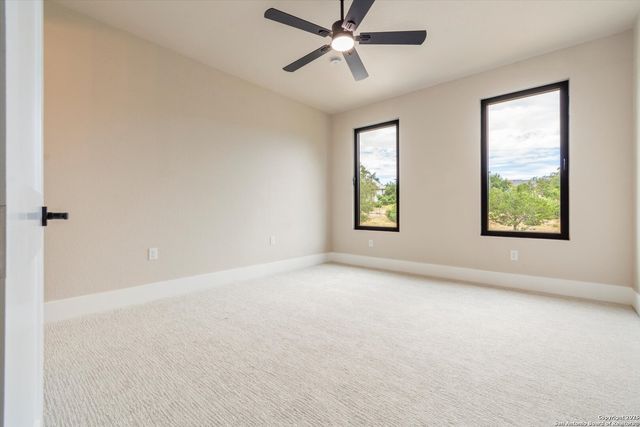 956 Petite Verdot, New Braunfels, TX 78132