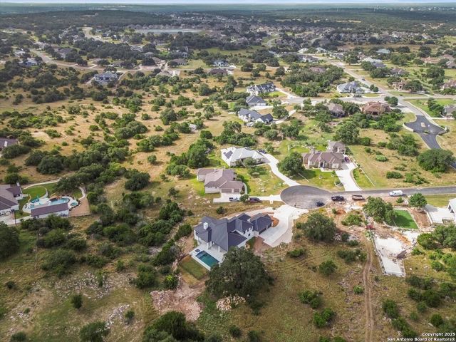 956 Petite Verdot, New Braunfels, TX 78132