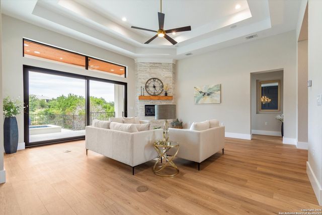 956 Petite Verdot, New Braunfels, TX 78132