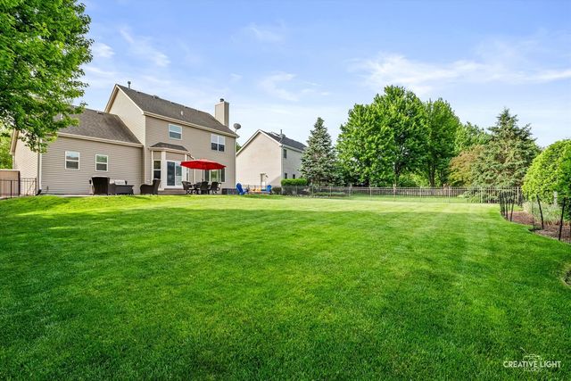 39W470 W Mallory Drive, Geneva, IL 60134
