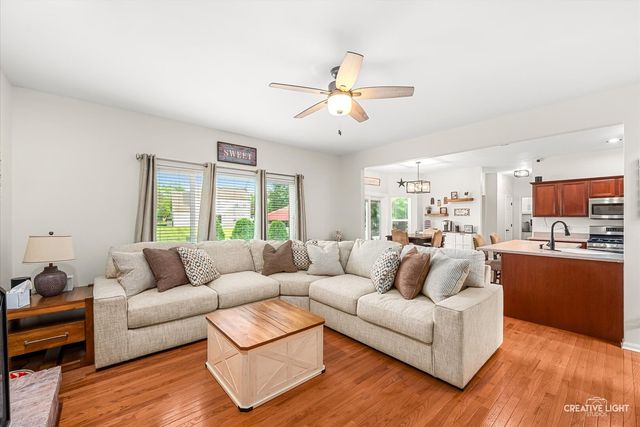 39W470 W Mallory Drive, Geneva, IL 60134