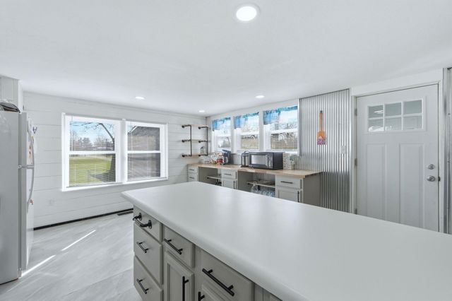 203 N Main Street, Hudson, IN 46747