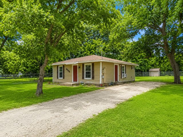 2732 W Collin Street, Corsicana, TX 75110