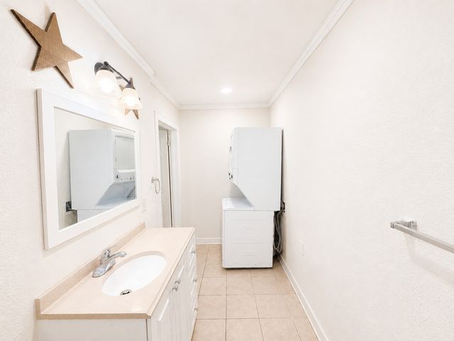 2732 W Collin Street, Corsicana, TX 75110