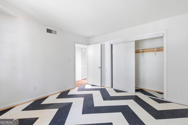 7 Cantey Place NW, Atlanta, GA 30327