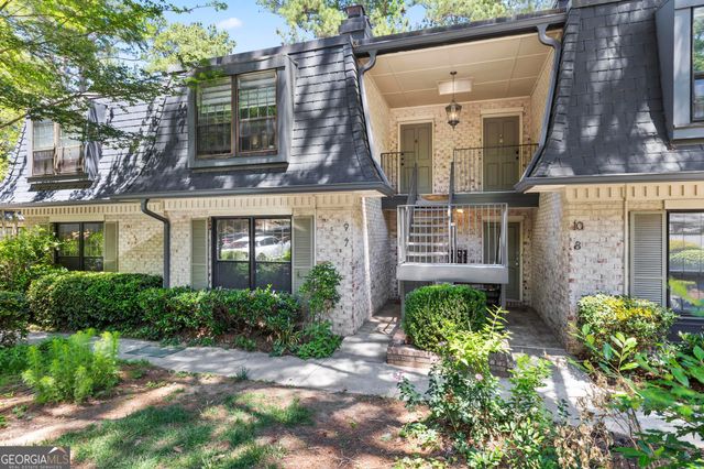 7 Cantey Place NW, Atlanta, GA 30327