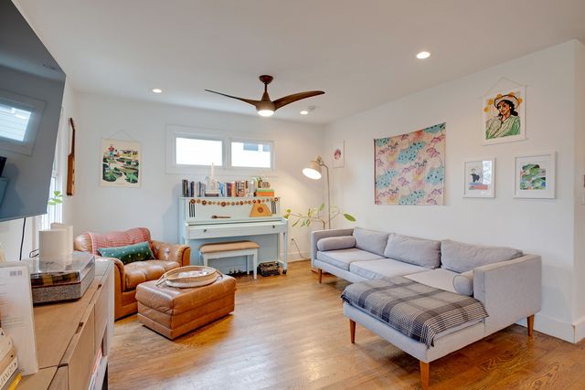 1515B Jewell St, Nashville, TN 37207