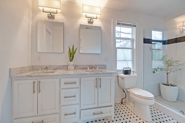 1515B Jewell St, Nashville, TN 37207