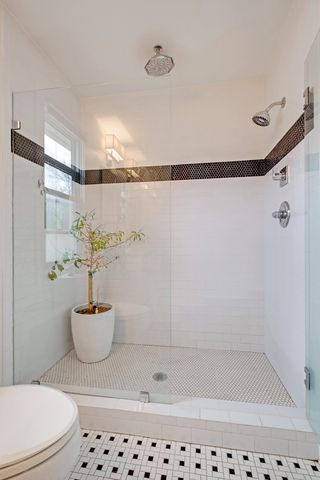 1515B Jewell St, Nashville, TN 37207