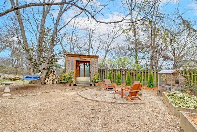 1515B Jewell St, Nashville, TN 37207