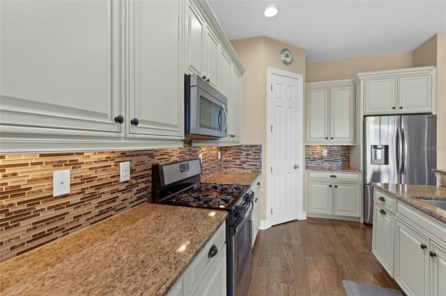 942 PRESERVATION STREET, Bradenton, FL 34208