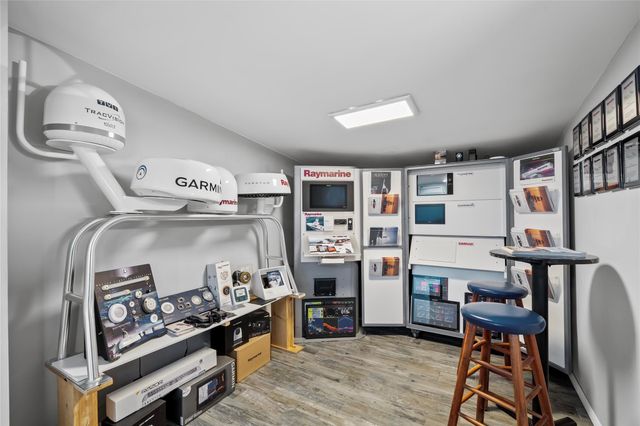 296 N Main Street, Sayville, NY 11782