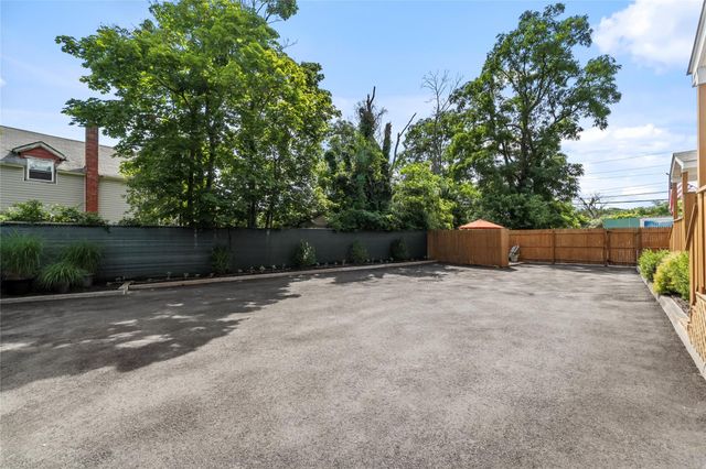 296 N Main Street, Sayville, NY 11782