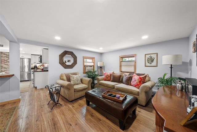 296 N Main Street, Sayville, NY 11782