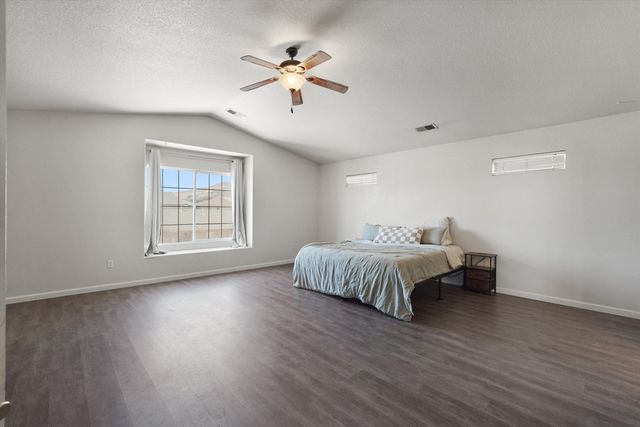 2511 Clear Sky Street SW, Los Lunas, NM 87031