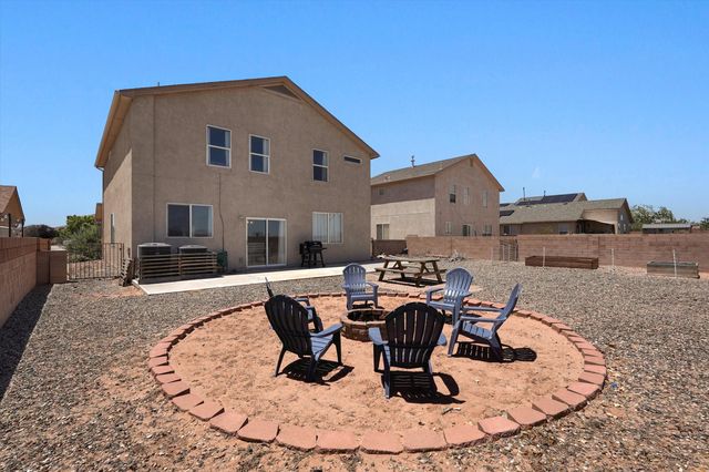 2511 Clear Sky Street SW, Los Lunas, NM 87031