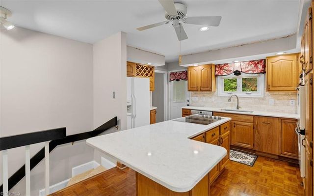 4721 Ramblewood Drive, Greensboro, NC 27406