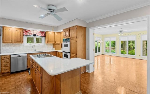 4721 Ramblewood Drive, Greensboro, NC 27406
