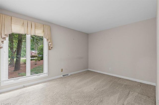 4721 Ramblewood Drive, Greensboro, NC 27406