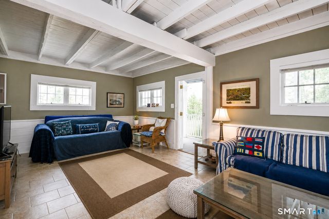 12 Grove Way, Clinton, CT 06413