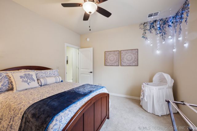 8677 E 104th Place, Bixby, OK 74133