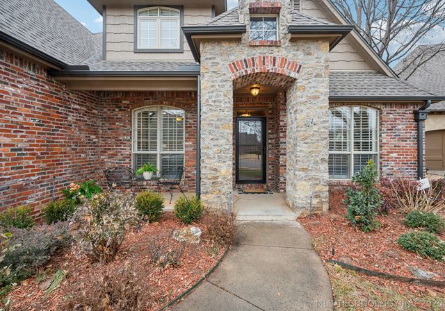 8677 E 104th Place, Bixby, OK 74133