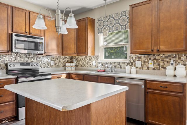 1535 Rosewood Drive, Avon, IN 46123