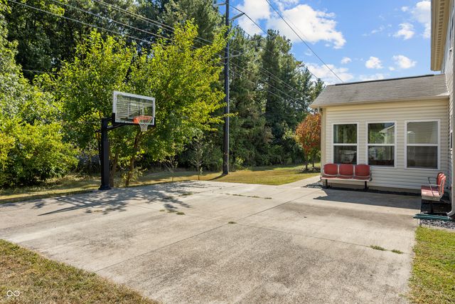 1535 Rosewood Drive, Avon, IN 46123