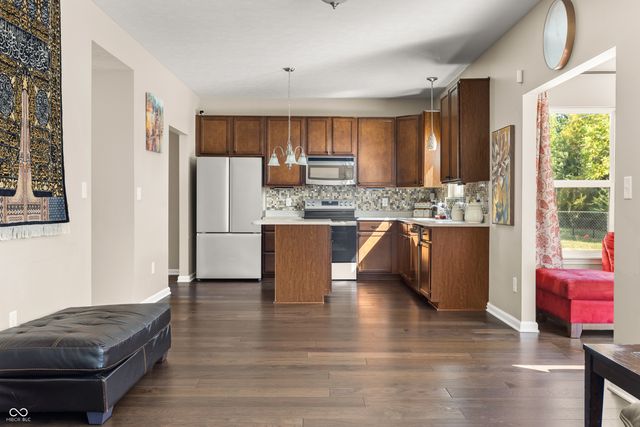 1535 Rosewood Drive, Avon, IN 46123