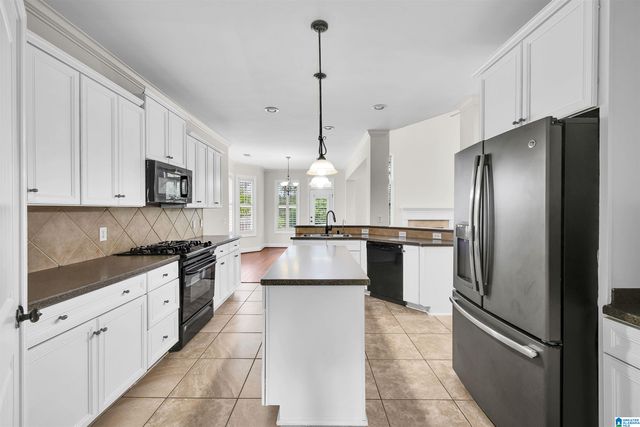 1422 BROCKS TRACE, Hoover, AL 35244