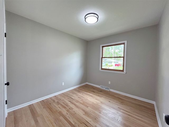 5806 SE 7th Court, Des Moines, IA 50315